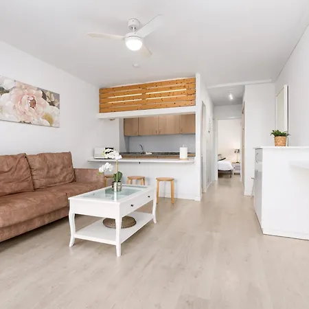 Home2book Tranquil Escape Community Pool 아파트 *